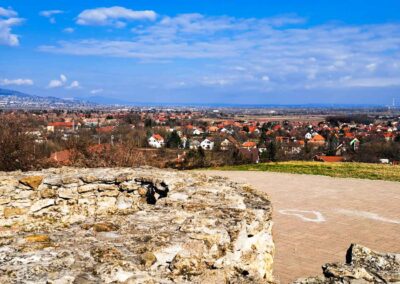 Budakalász, Kálvária-domb, Árpád-kori templomrom